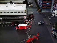 SUNP0040  Rettungseinsatz am Flughafen
