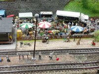 20150420 110227  Wochenmarkt am Bahnhof Hartensein