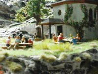 20150420 170455  kurze Rast an der Kapelle